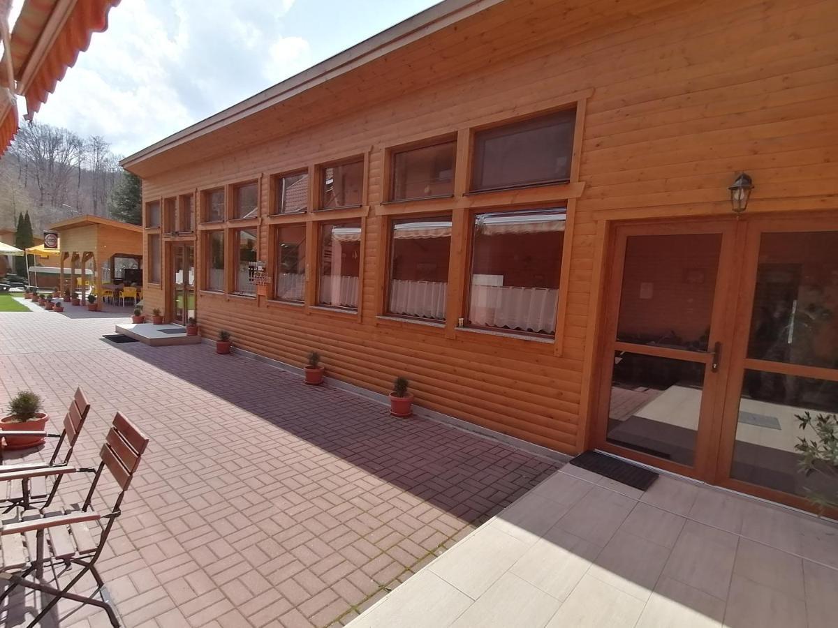 Pensiunea Colt Alb Băile Homorod Esterno foto