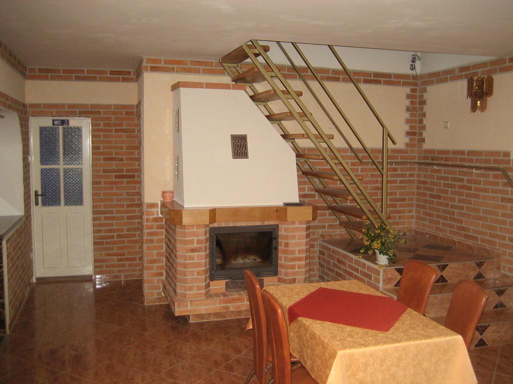 Pensiunea Colt Alb Băile Homorod Esterno foto