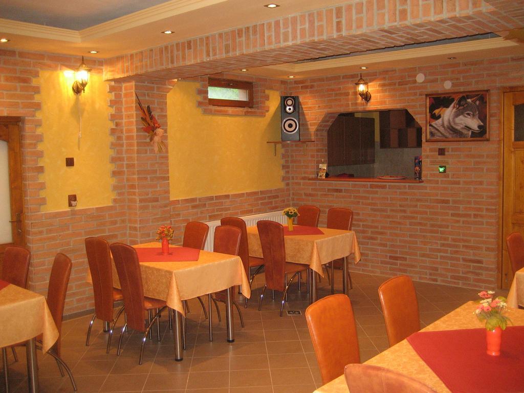 Pensiunea Colt Alb Băile Homorod Esterno foto