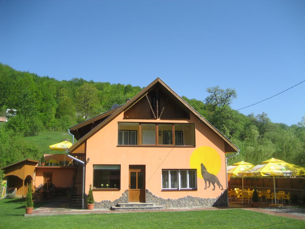Pensiunea Colt Alb Băile Homorod Esterno foto