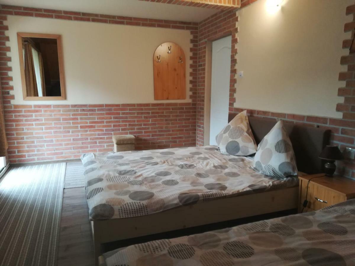 Pensiunea Colt Alb Băile Homorod Esterno foto