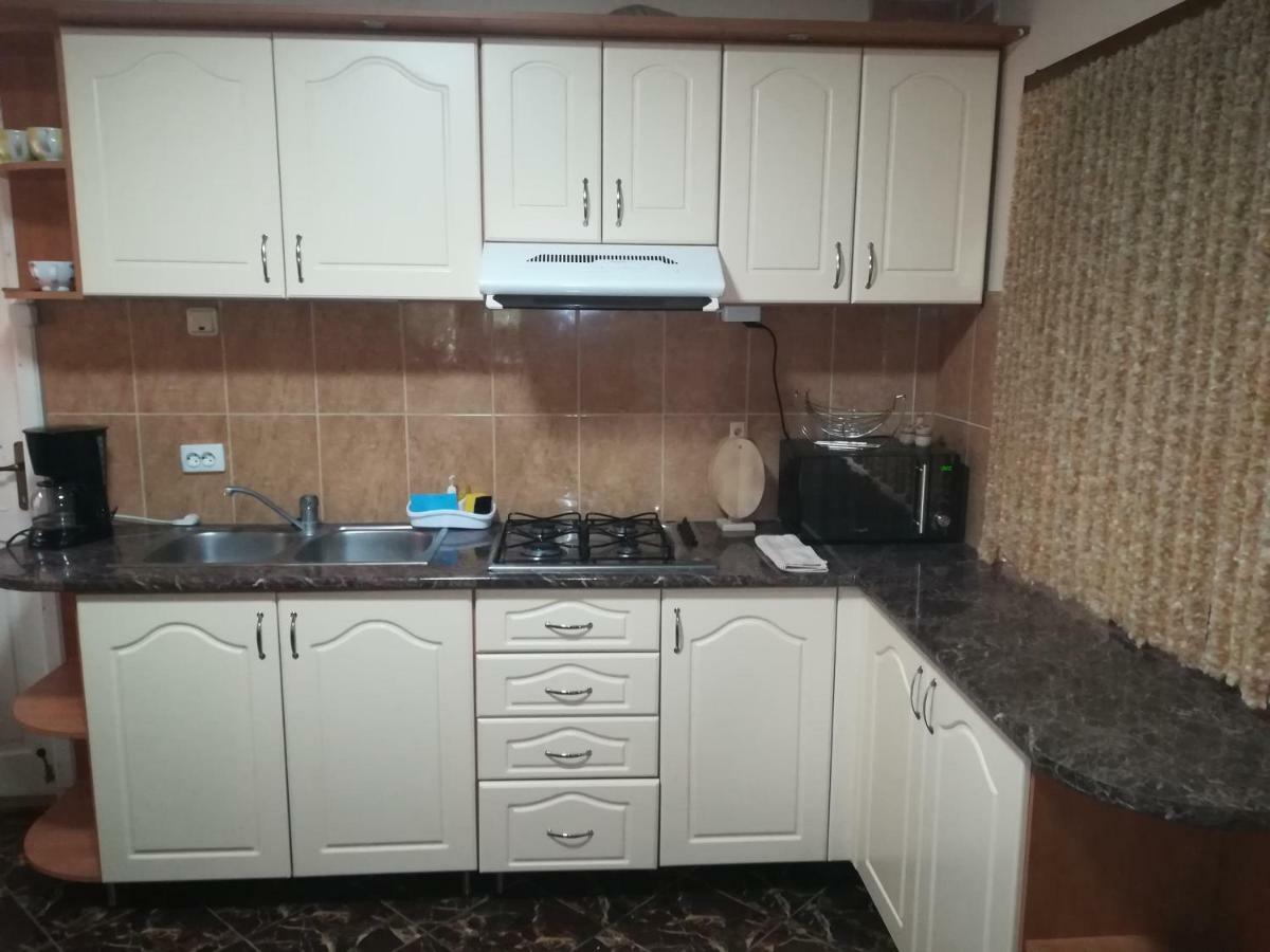 Pensiunea Colt Alb Băile Homorod Esterno foto
