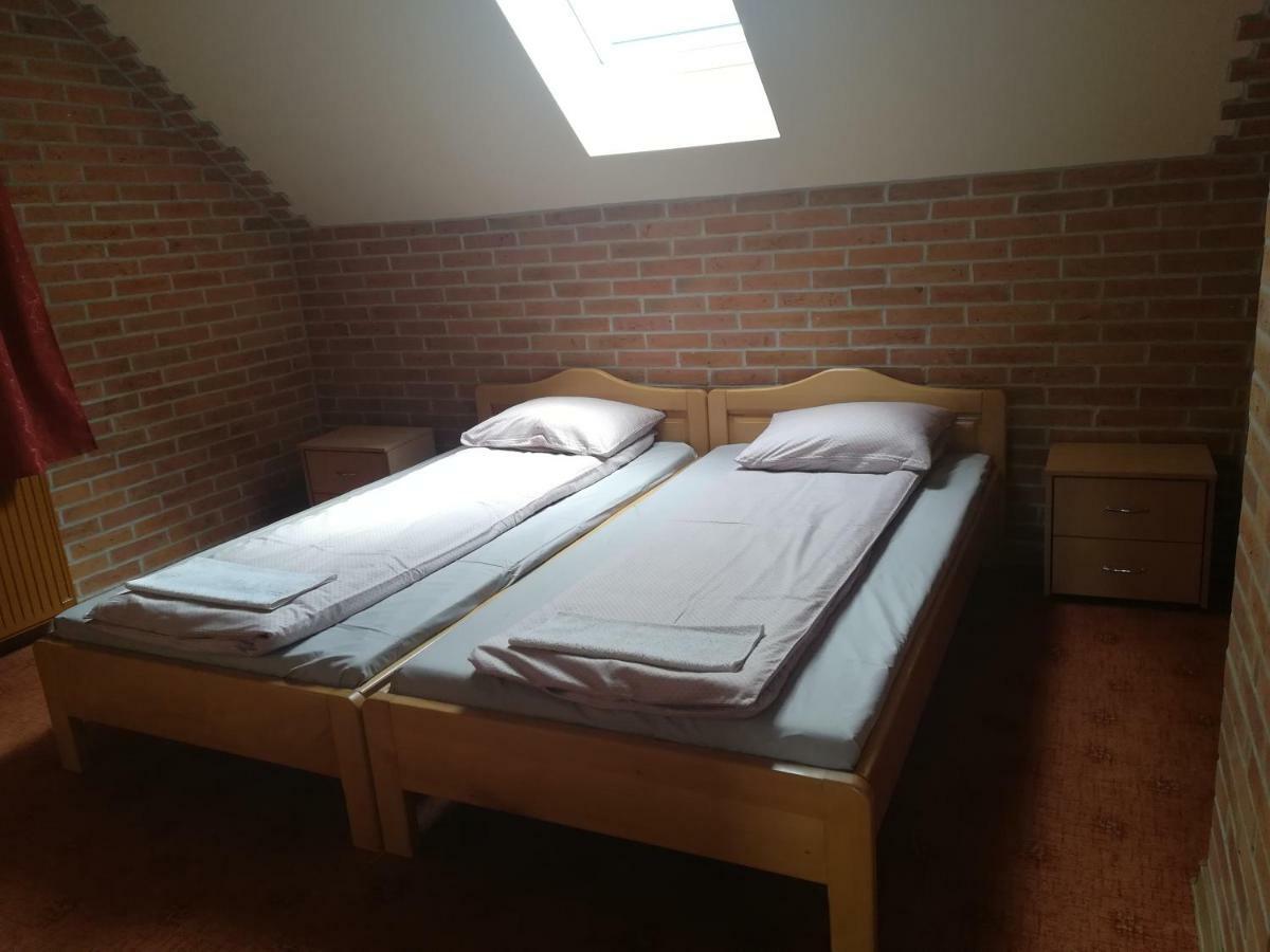 Pensiunea Colt Alb Băile Homorod Esterno foto